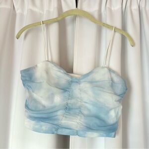 SHEIN Light Blue & White Tie Dye Cloud Print Crop Tank Top Size Medium